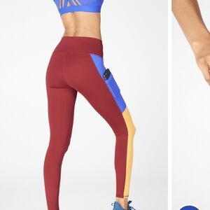 Fabletics Multicolor Women's Tagless Leggings Size L With Pockets